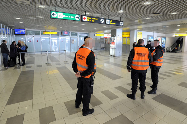 Лажна дојава о бомби на аеродрому Никола Тесла